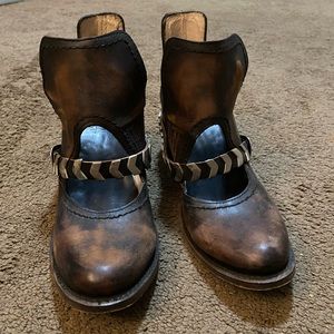Freebird blade boots